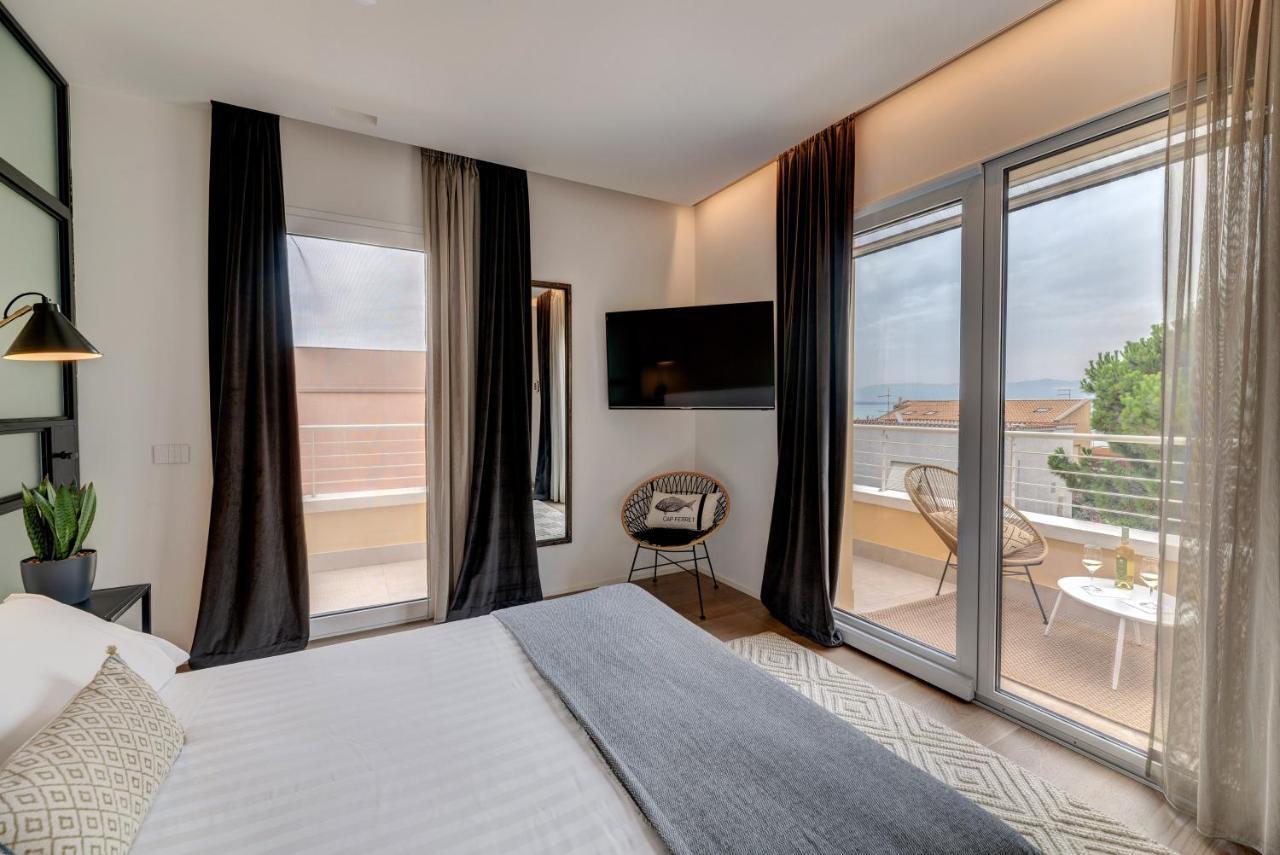 Arveskida Suite Apartment Кальярі Екстер'єр фото