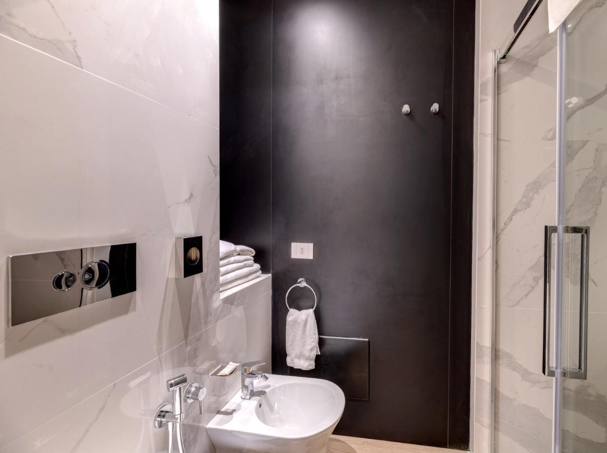 Arveskida Suite Apartment Кальярі Екстер'єр фото